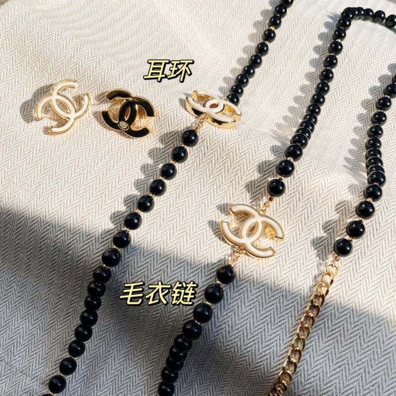 Chanel Necklaces